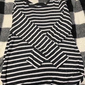 Long sleeve striped tee